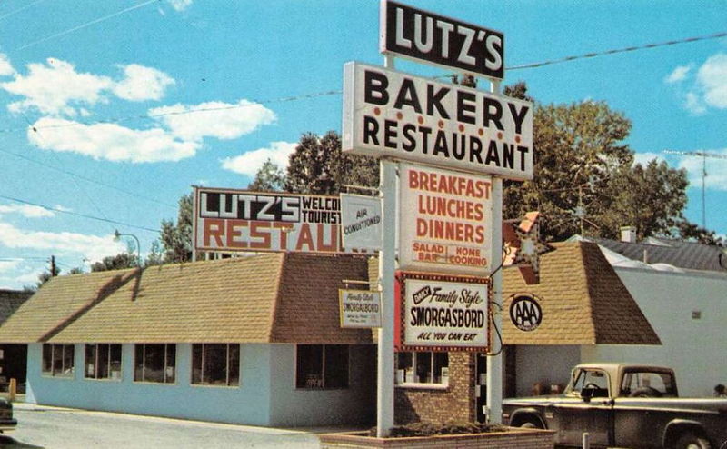 Lutzs Truck Stop and Motel - Vintage Postcard